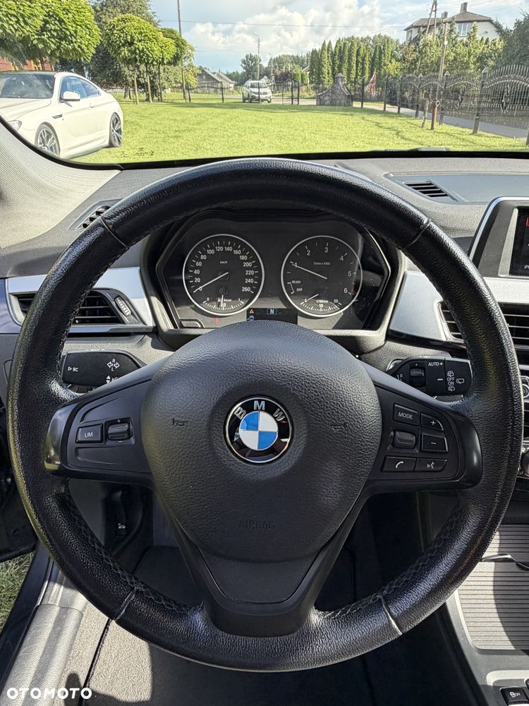 BMW X1 sDrive16d - 10