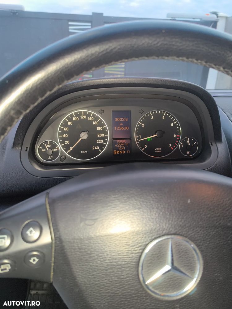 Mercedes-Benz A 170 2005 photo 5