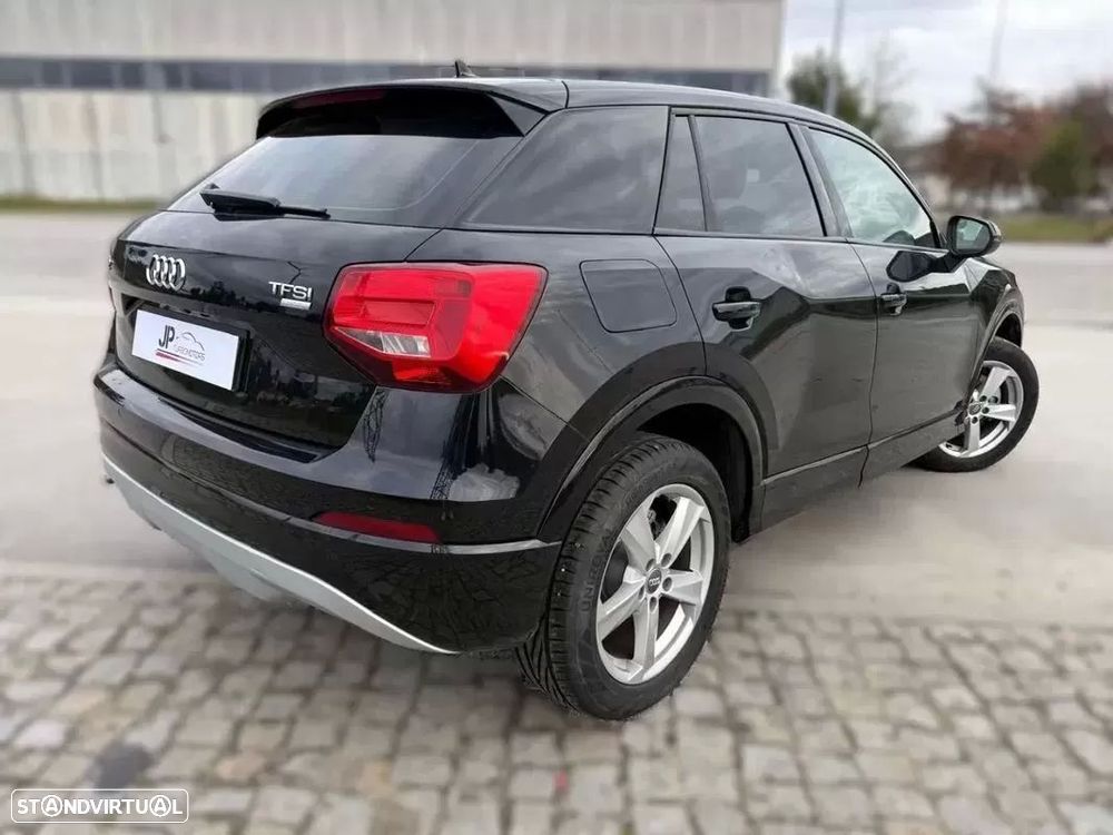 Audi Q2 1.0 TFSI ultra S tronic sport - 6