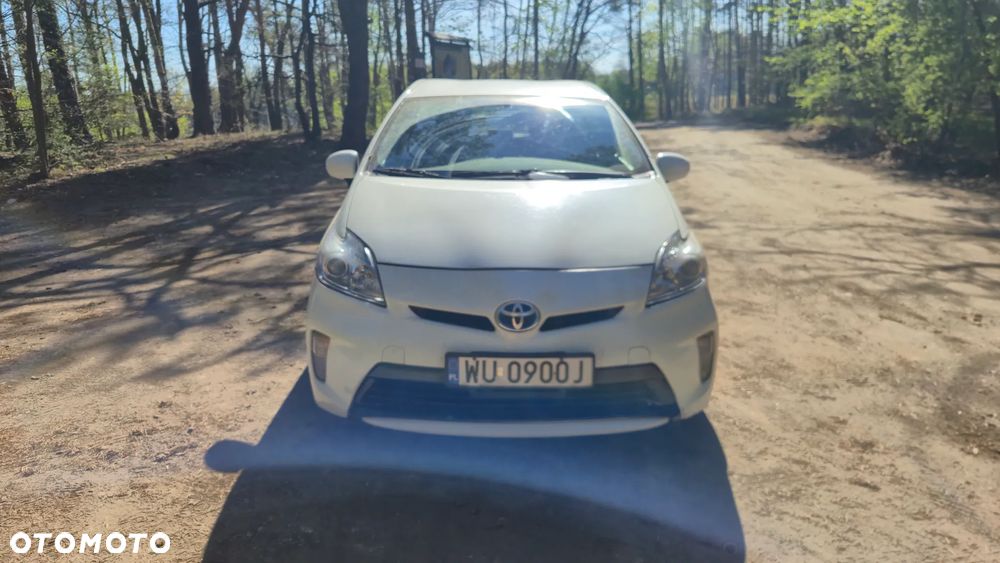 Toyota Prius - 5