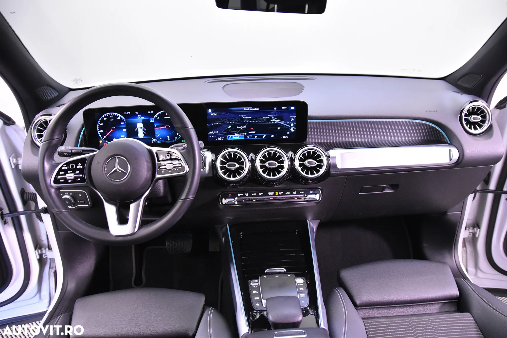 Mercedes-Benz GLB 220 d 4Matic 8G-DCT - 10