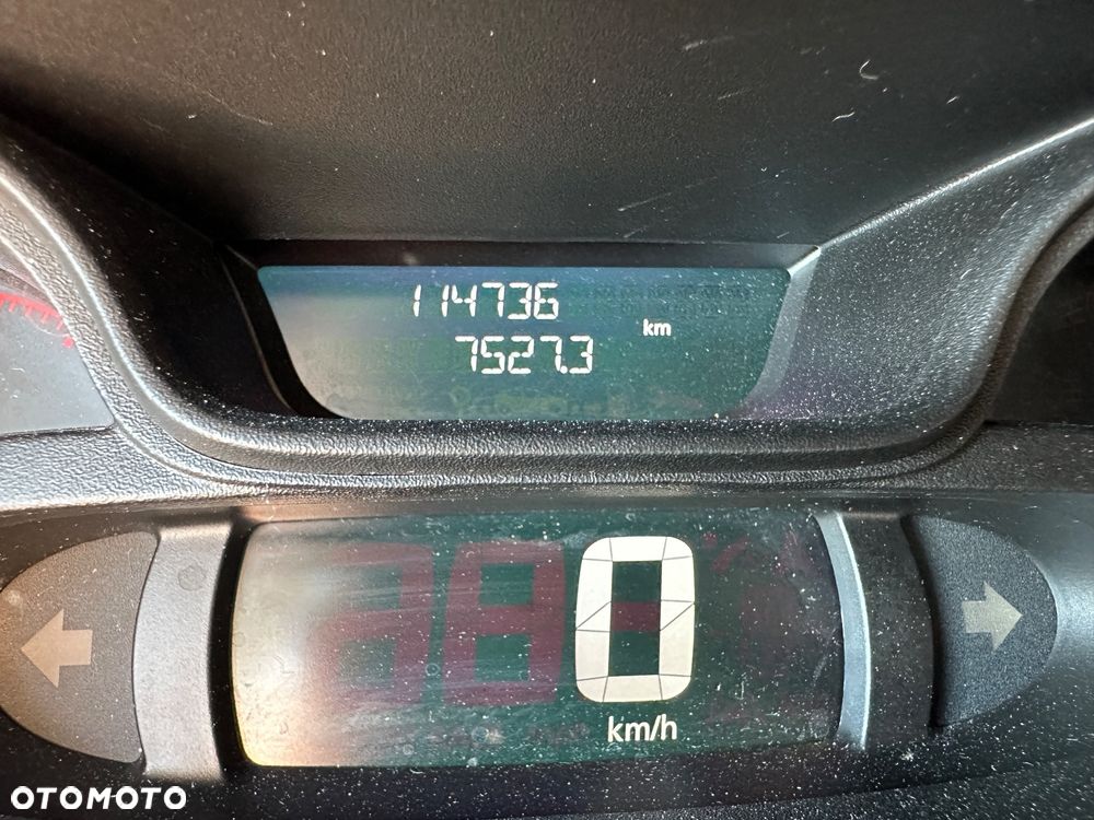 Opel Vivaro - 9