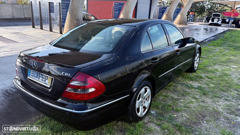 Mercedes-Benz E 220 CDi Elegance Aut. - 3