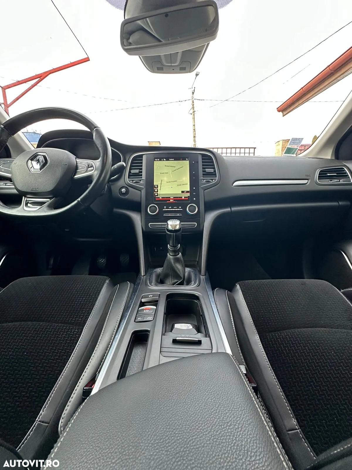 Renault Megane ENERGY dCi 130 INTENS - 17