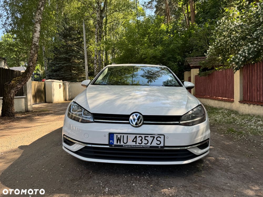 Volkswagen Golf - 5