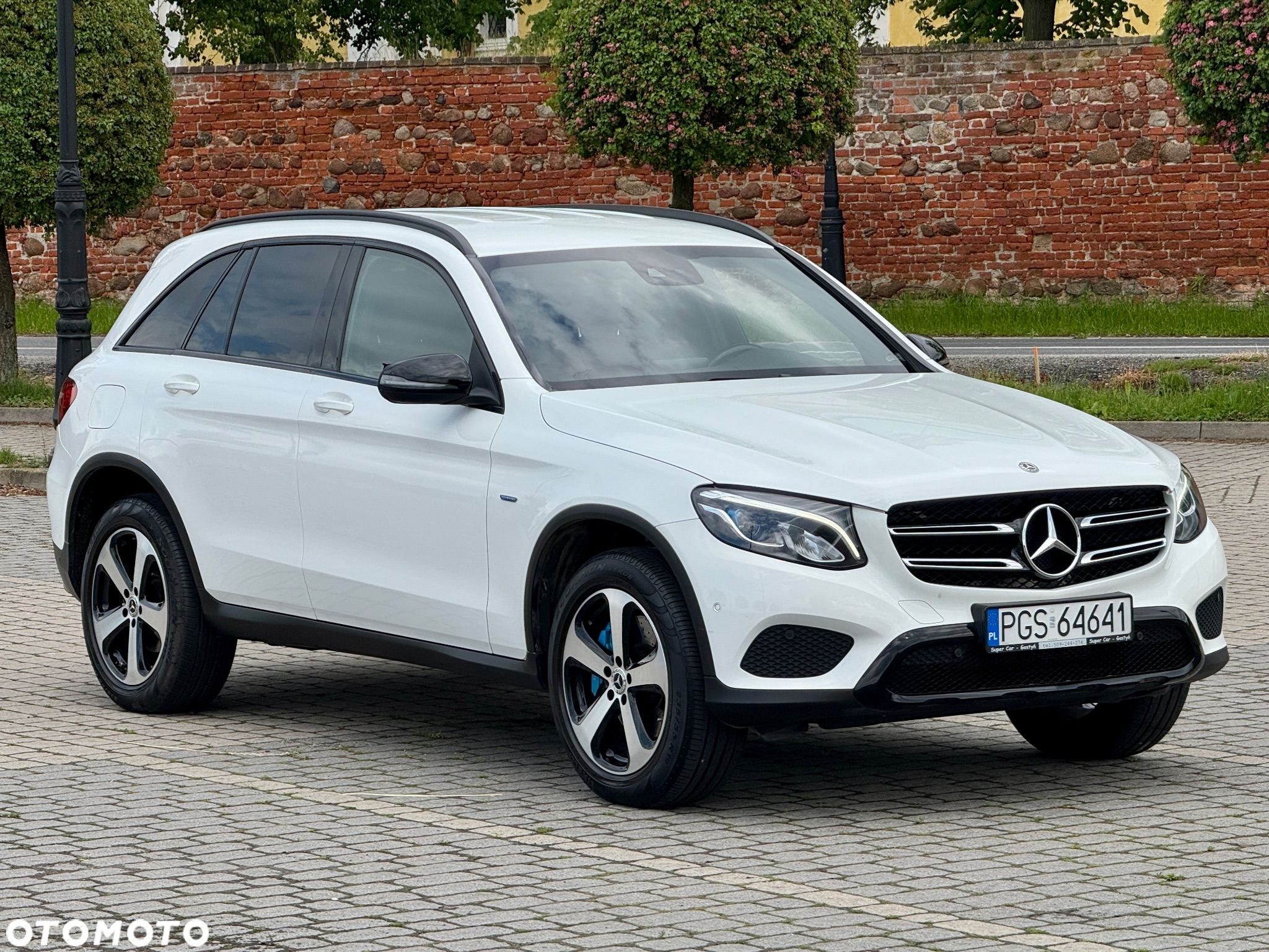 Mercedes-Benz GLC 350 e 4Matic 7G-TRONIC Exclusive - 2