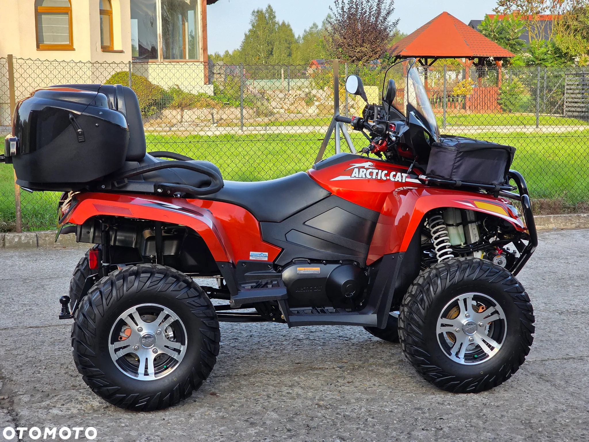 Arctic Cat Inny - 15