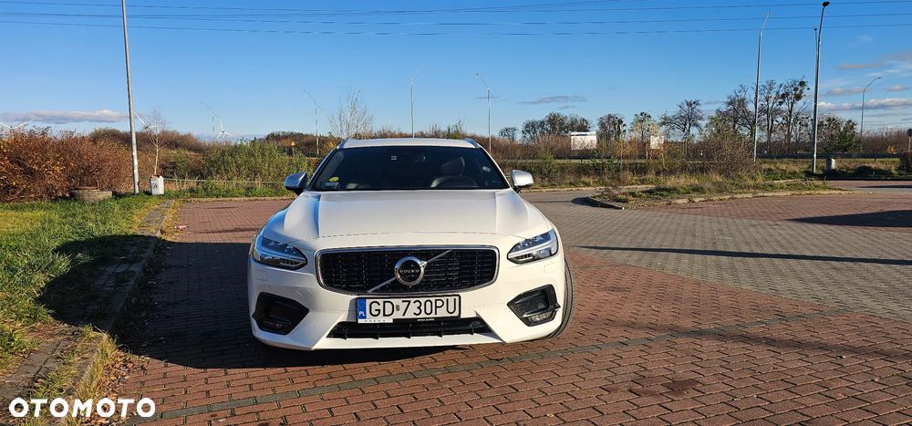 Volvo V90 D4 R-Design - 11