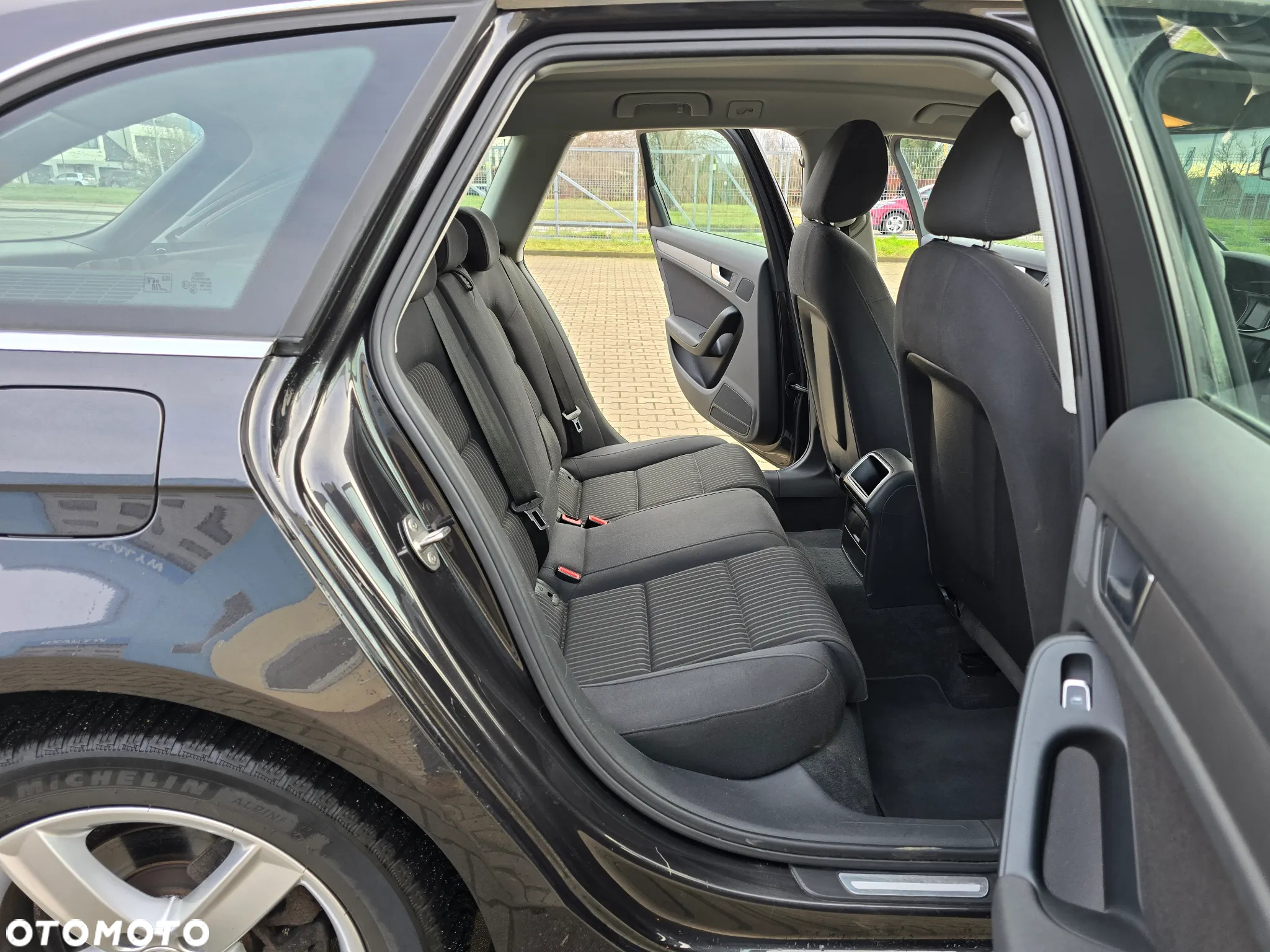 Audi A4 Avant 2.0 TDI DPF Ambition - 14