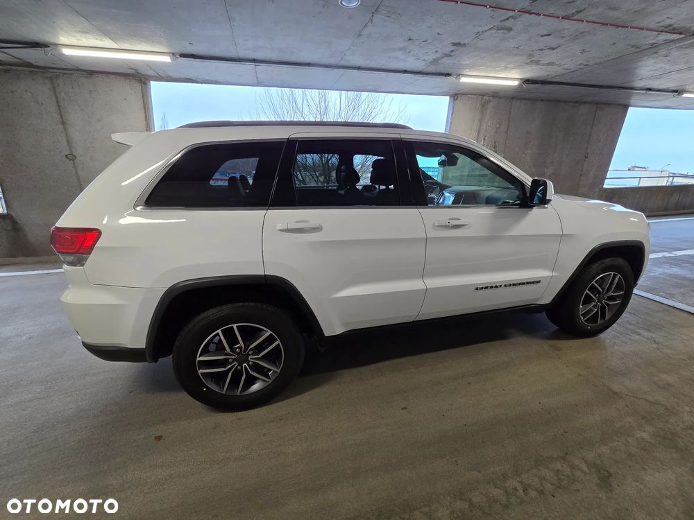 Jeep Grand Cherokee 3.6 V6 Laredo - 10