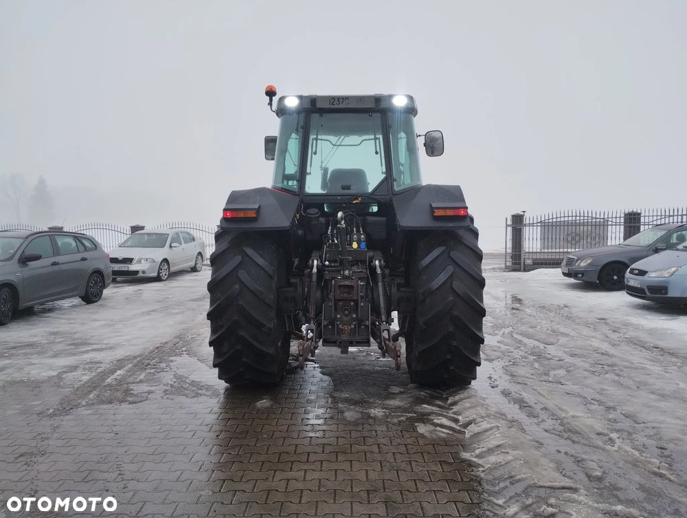 Massey Ferguson 8120 DynaShift 1996R - 27