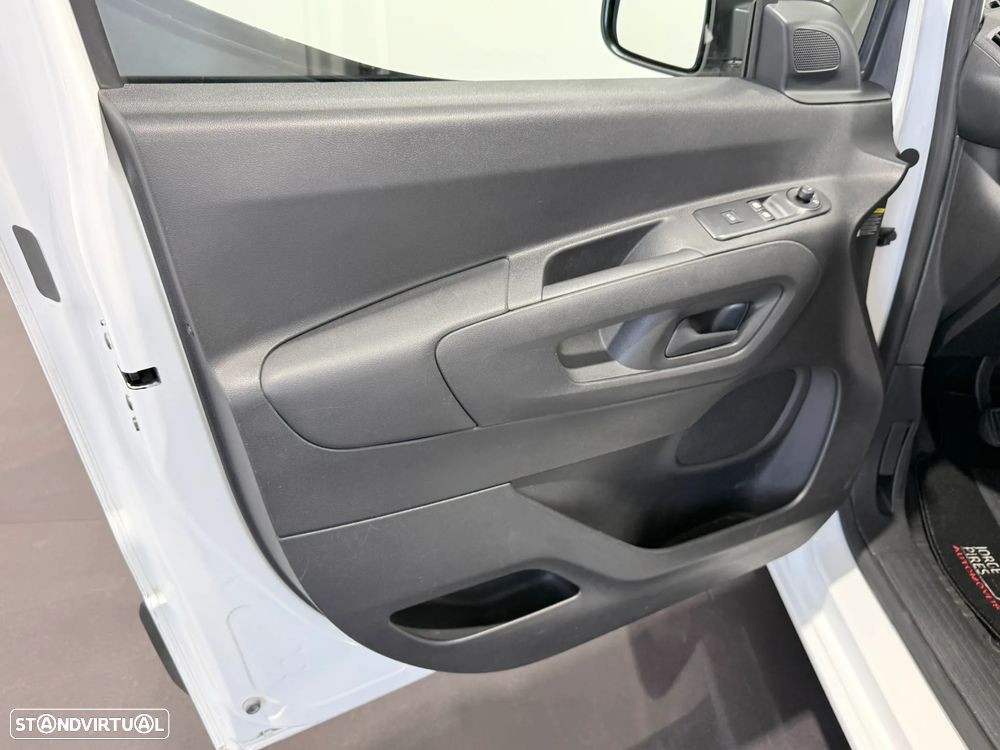 Citroën BERLINGO 1.5 BLUEHDI 102 CV - 3 LUGARES - IVA DEDUTIVEL - 19