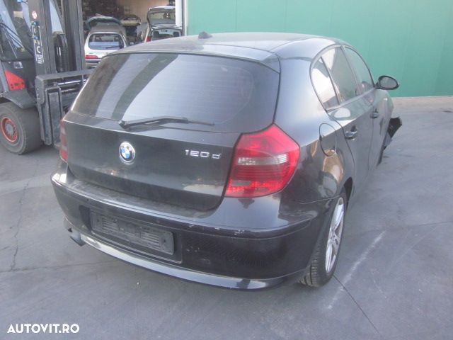 Dezmembrez BMW Seria 1 ,2.0 D, an 2009, tip motor N47D20A - 3