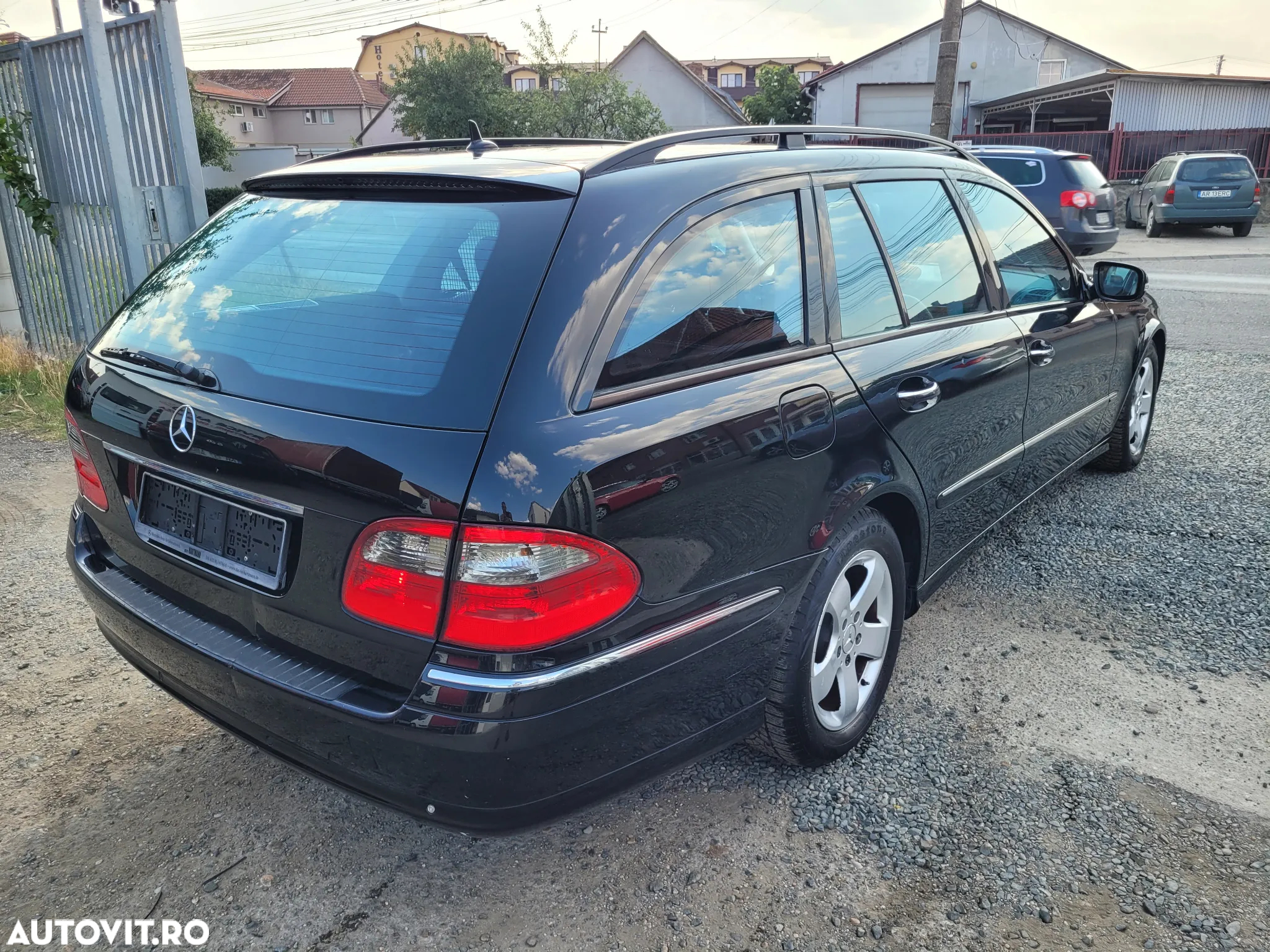 Mercedes-Benz E 220 T CDI Automatik Avantgarde - 4