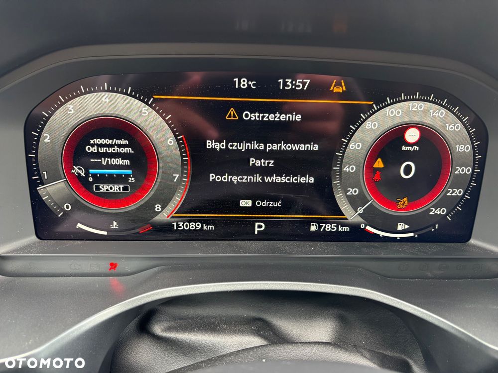 Nissan Qashqai 1.3 DIG-T MHEV Premiere Edition Xtronic - 28