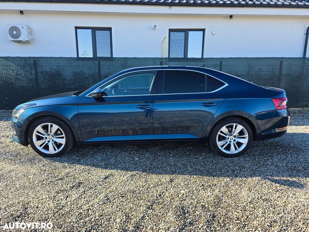 Skoda Superb 2.0 TDI DSG Style - 2
