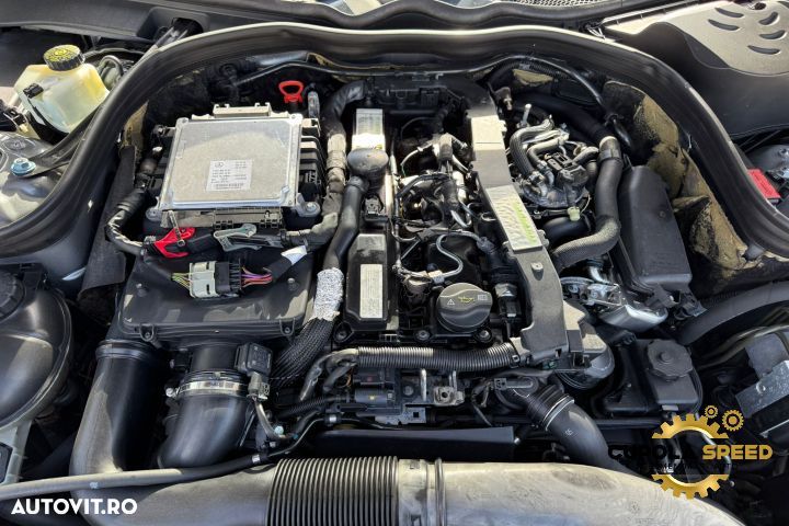 Lampa / Tripla stop stanga pe capota portbagaj A2129060358L Mercedes- - 12