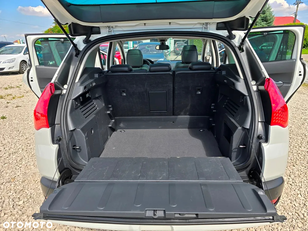 Peugeot 3008 HDi 160 Automatik Allure - 32