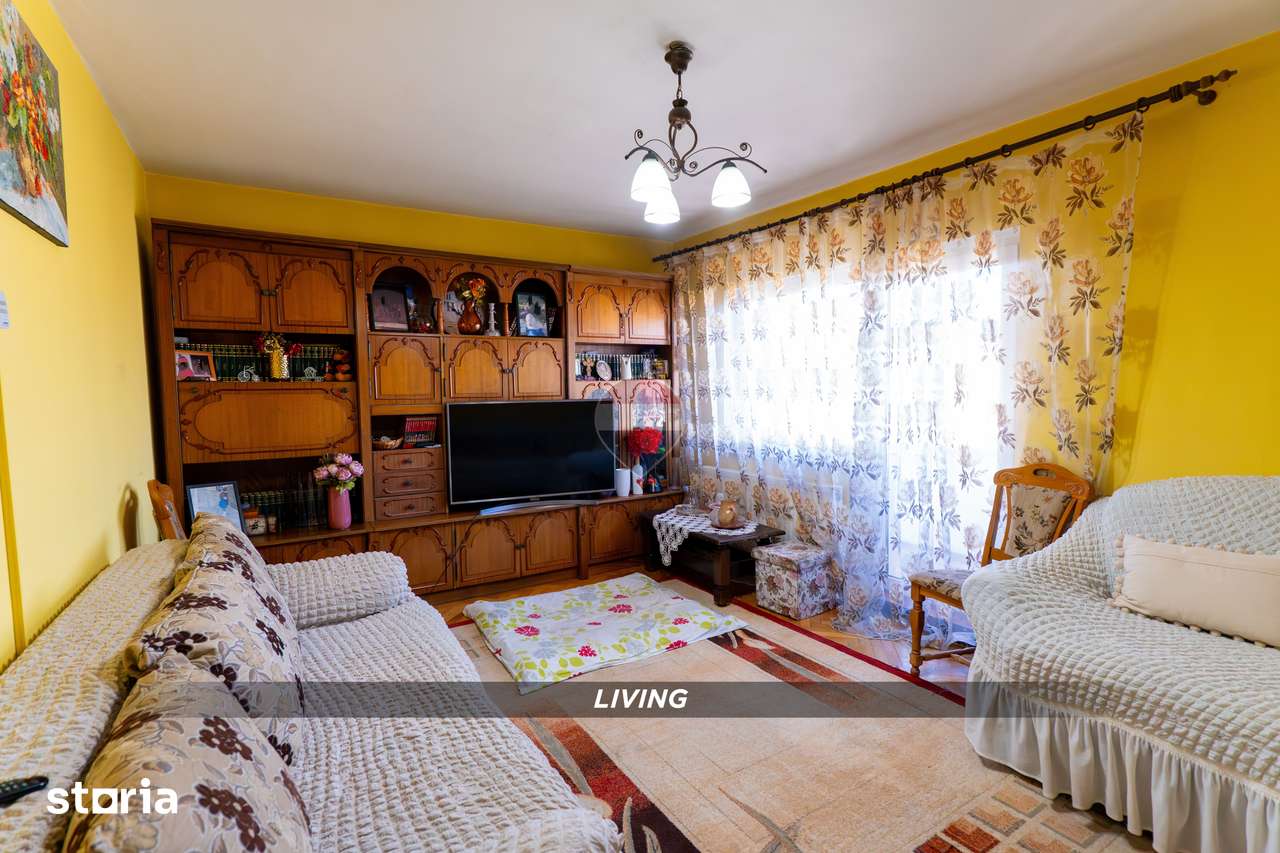 Apartament cu 3 camere de vanzare in zona Ultracentrala — fotografia 3