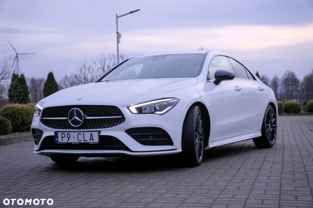 Mercedes-Benz CLA 180 AMG Line - 3