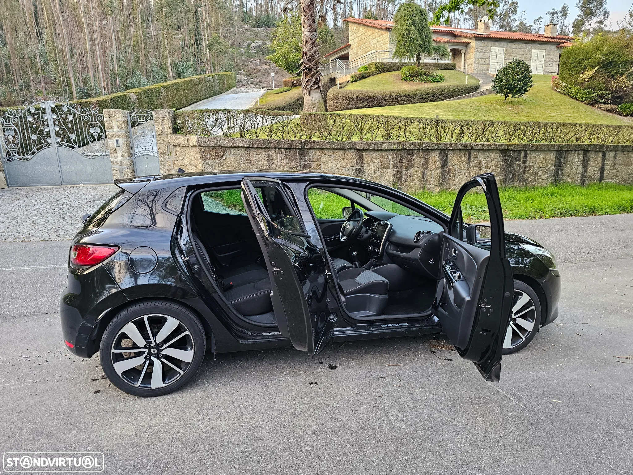 Renault Clio 1.5 dCi Limited EDition - 29