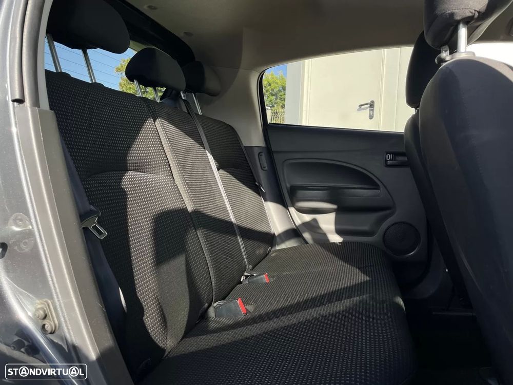 Mitsubishi Space Star 1.2 Intense ClearTec — fotografia 15