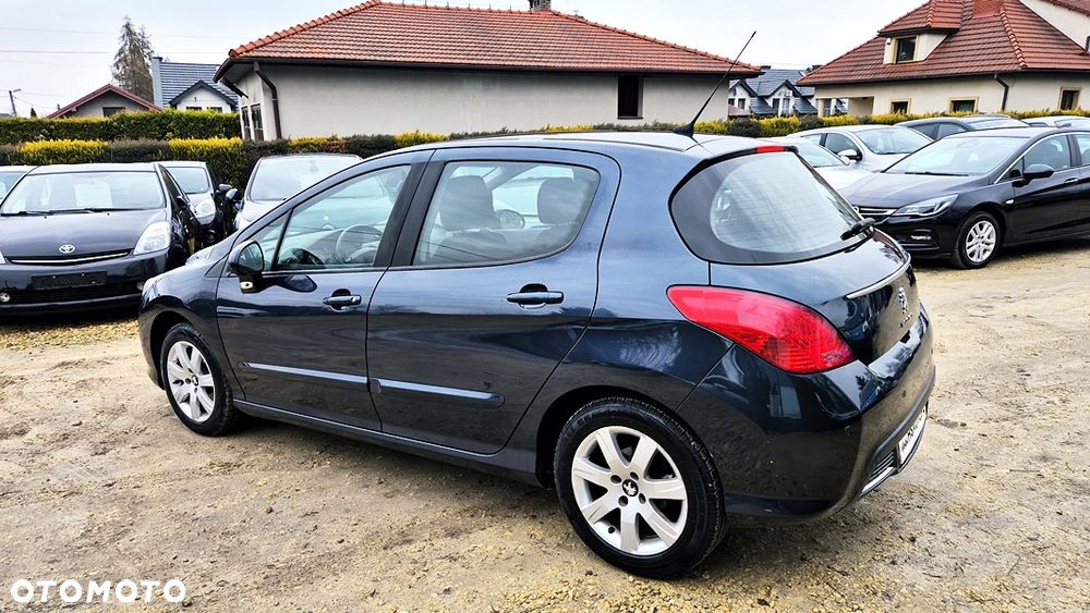 Peugeot 308 1.6 Premium Plus - 20