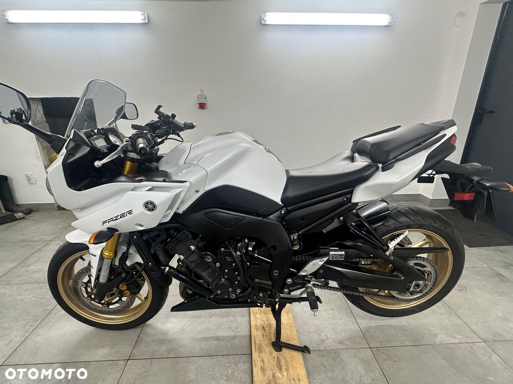 Yamaha FZ8 - 9