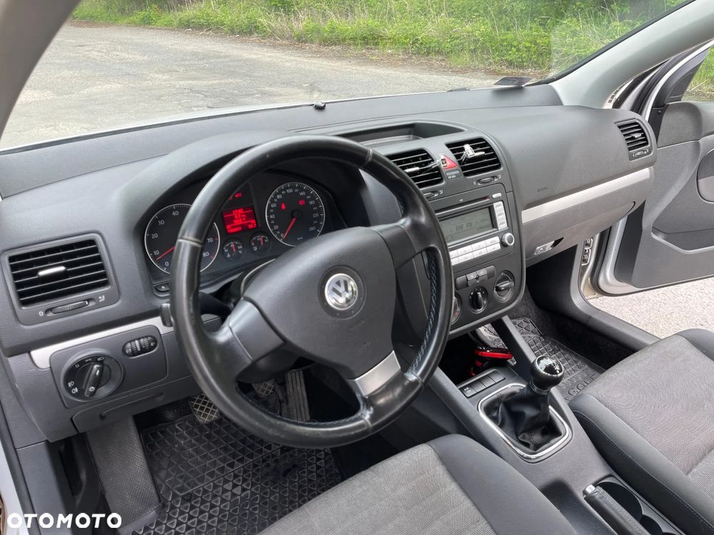 Volkswagen Golf 1.6 Q-Line - 10