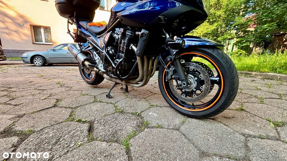 Suzuki Bandit - 8