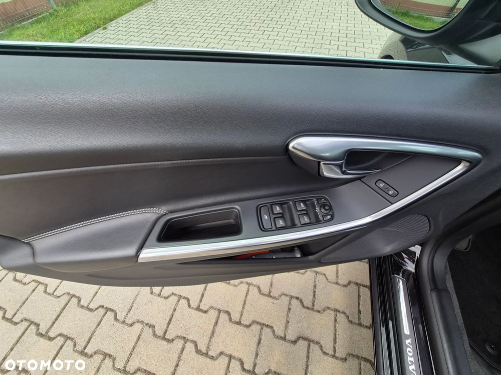 Volvo S60 D4 Drive-E Summum - 24