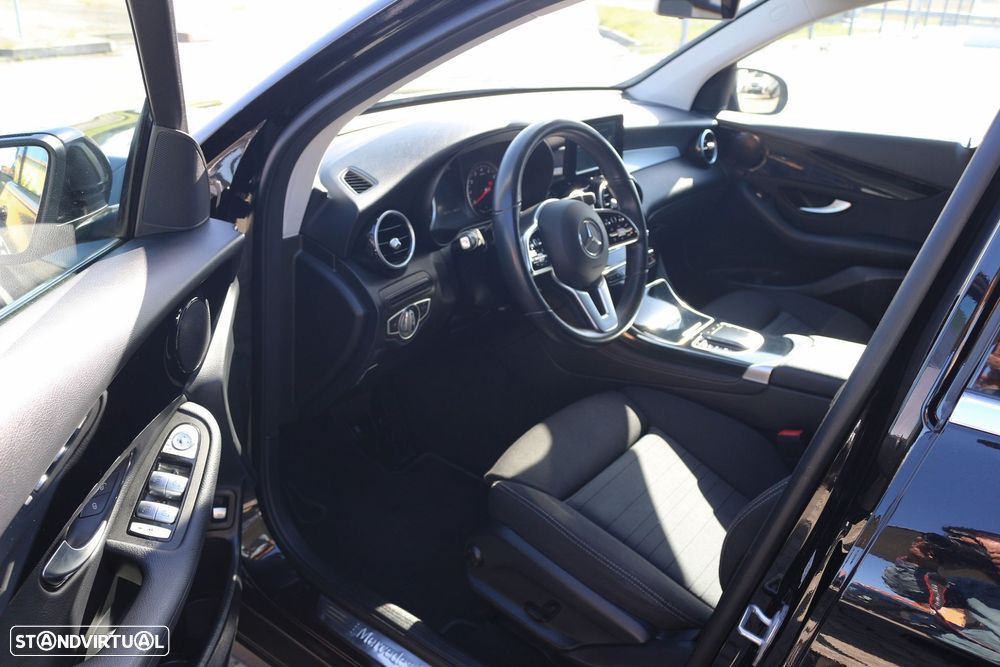 Mercedes-Benz GLC 300 e 4Matic - 25