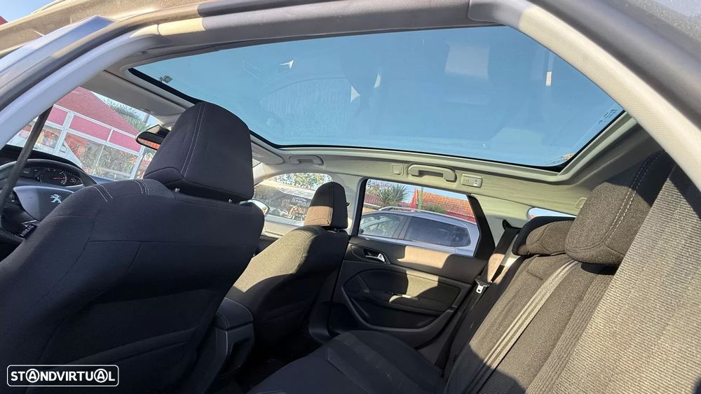 Peugeot 308 SW 1.6 BlueHDi Allure - 28