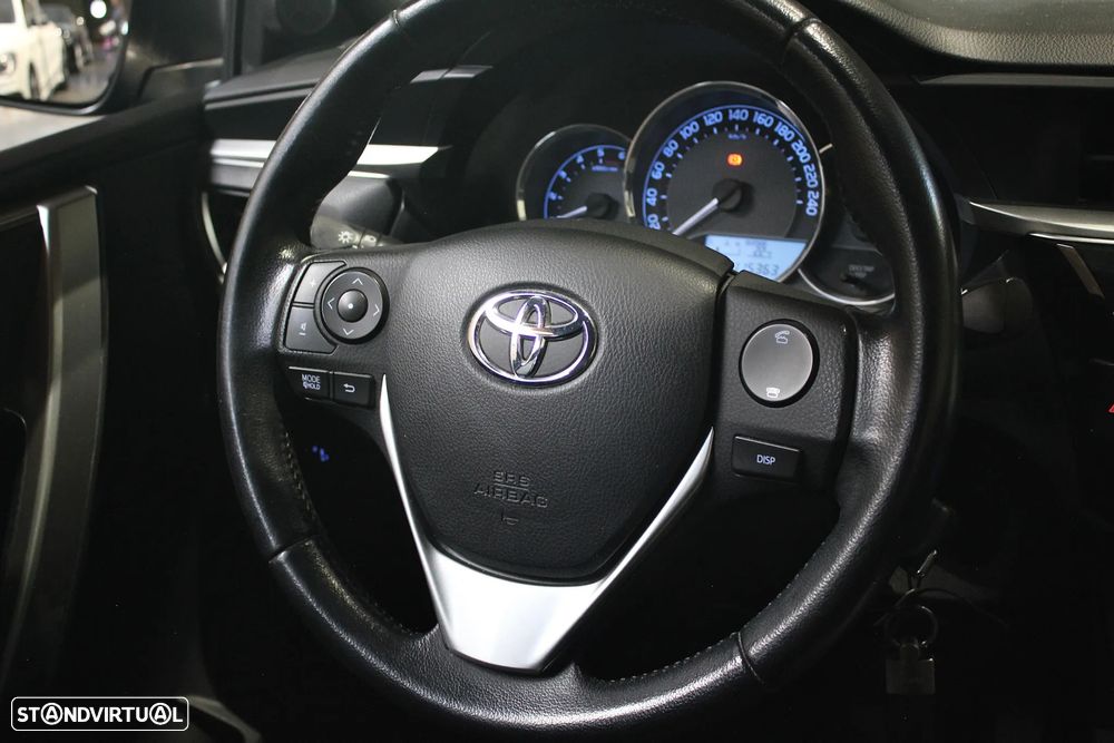 Toyota Corolla 1.4 D-4D Exclusive - 11