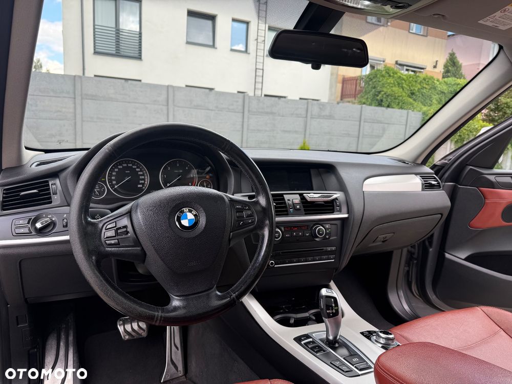 BMW X3 xDrive20d - 8