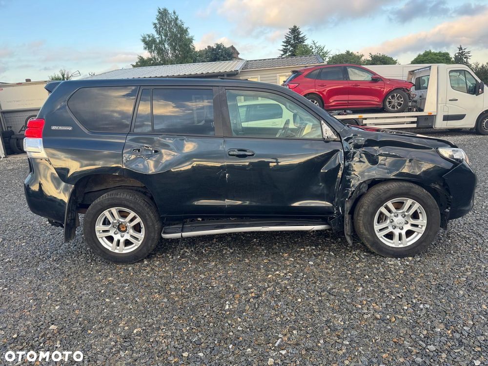 Toyota Land Cruiser 3.0 D-4D Automatik 60th Anniversary - 6
