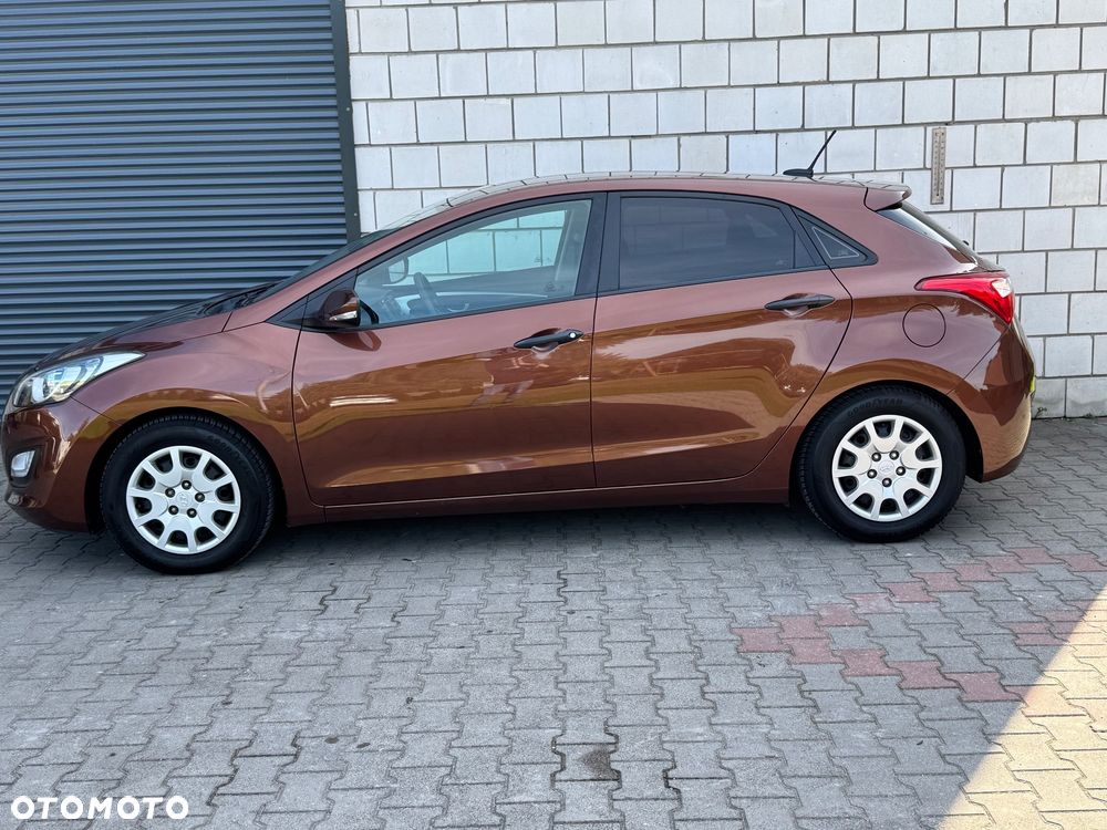 Hyundai i30 i30cw 1.4 Intro Edition - 5