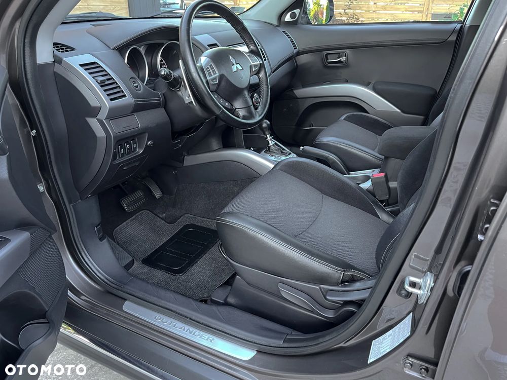 Mitsubishi Outlander 2.2 DID Intense + EU5 TC-SST - 29