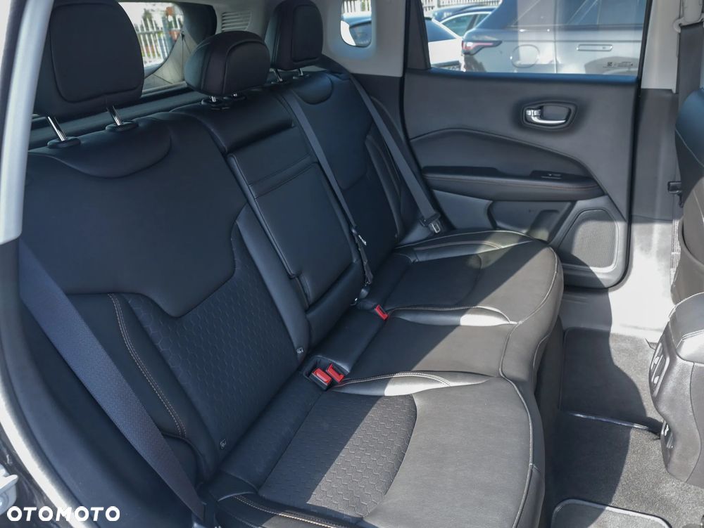 Jeep Compass 1.3 GSE T4 Automatik Limited - 23