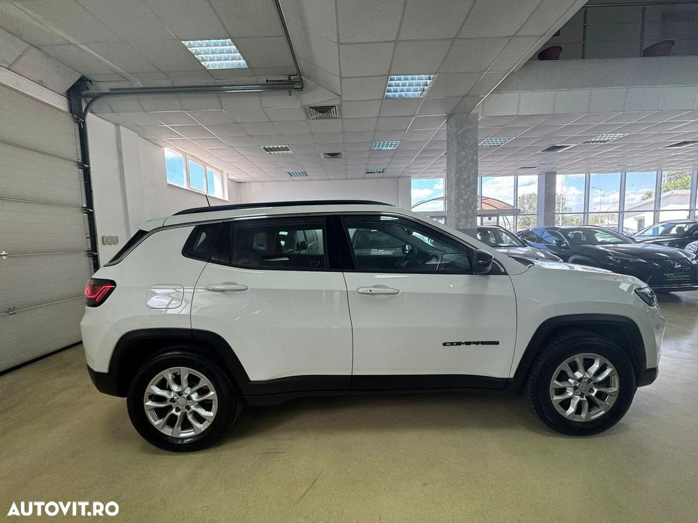 Jeep Compass 1.3 T4 4xe PLUG-IN HYBRID Automatik Altitude - 6