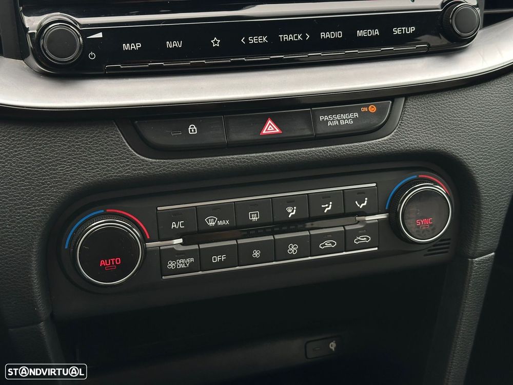 Kia XCeed 1.6 GDi PHEV Tech - 24