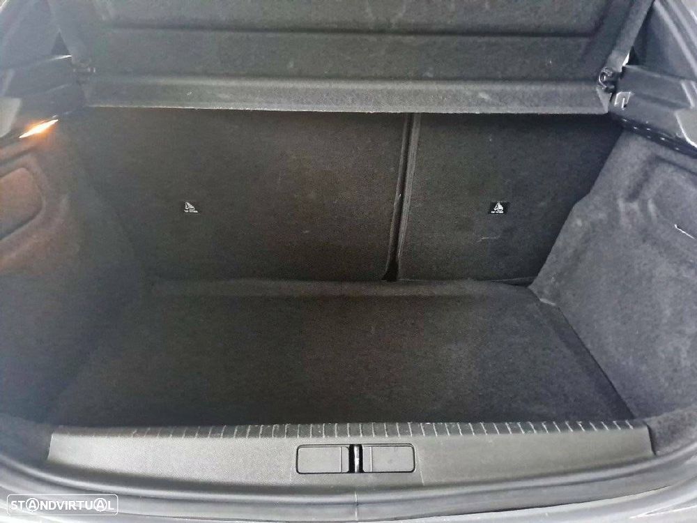 Peugeot 208 1.2 PureTech Active - 6