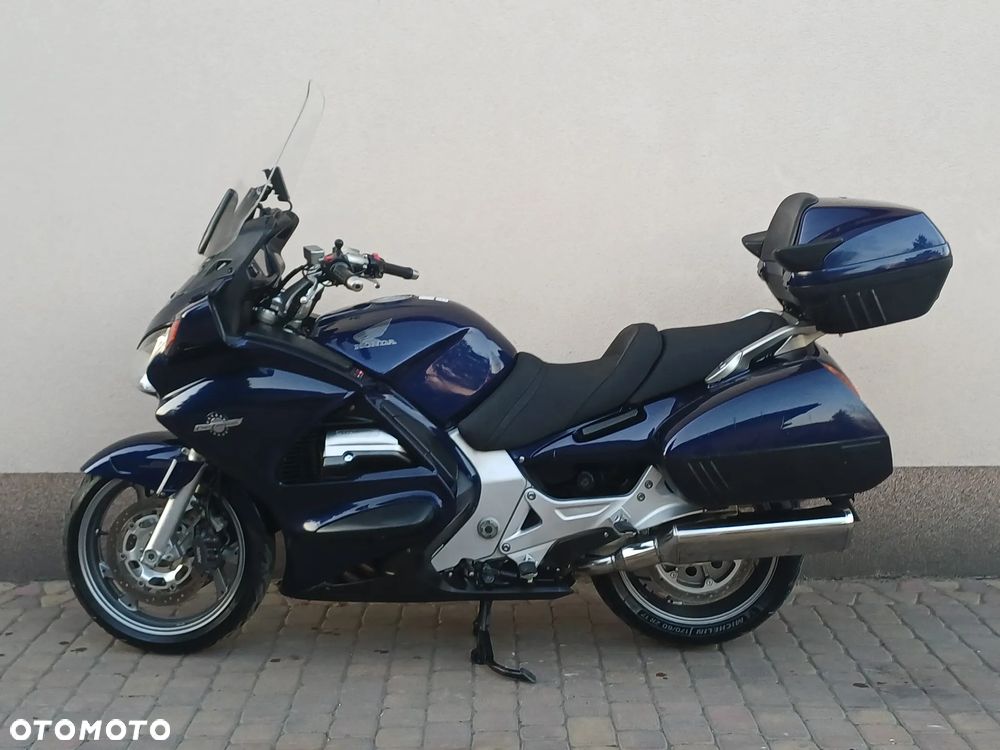 Honda ST - 12