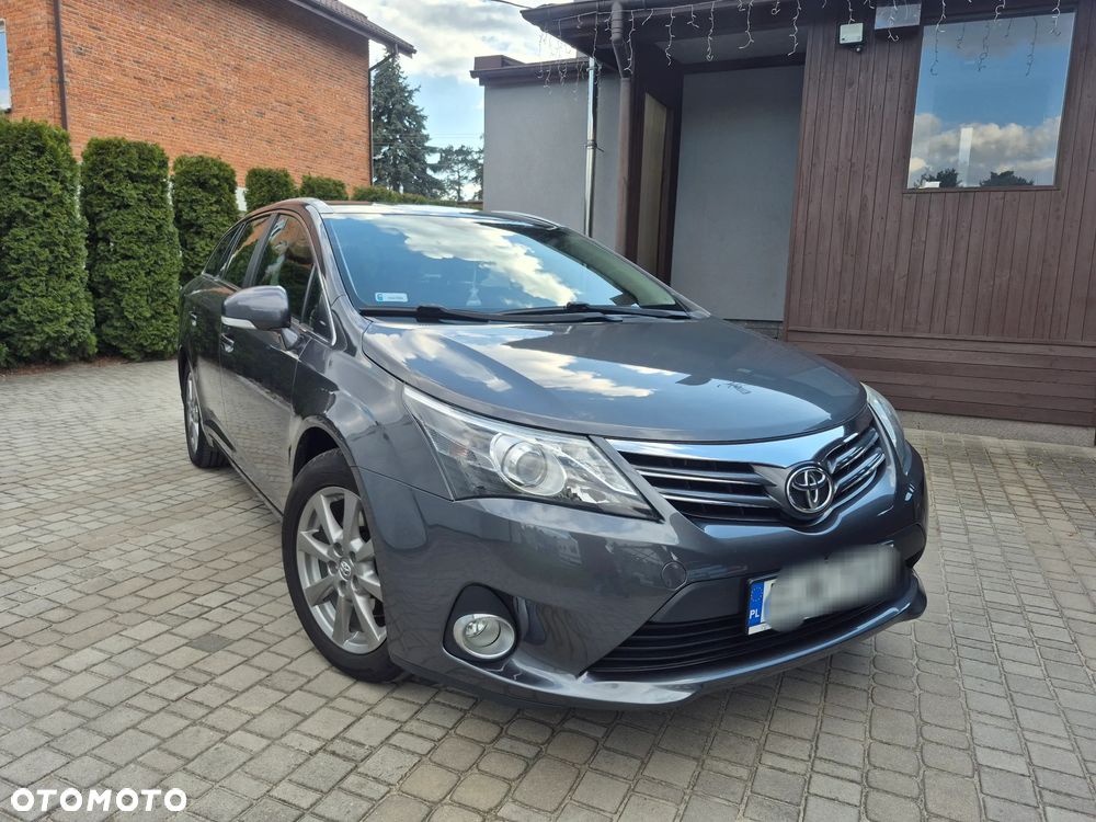 Toyota Avensis 2.2 D-4D Prestige Premium - 1