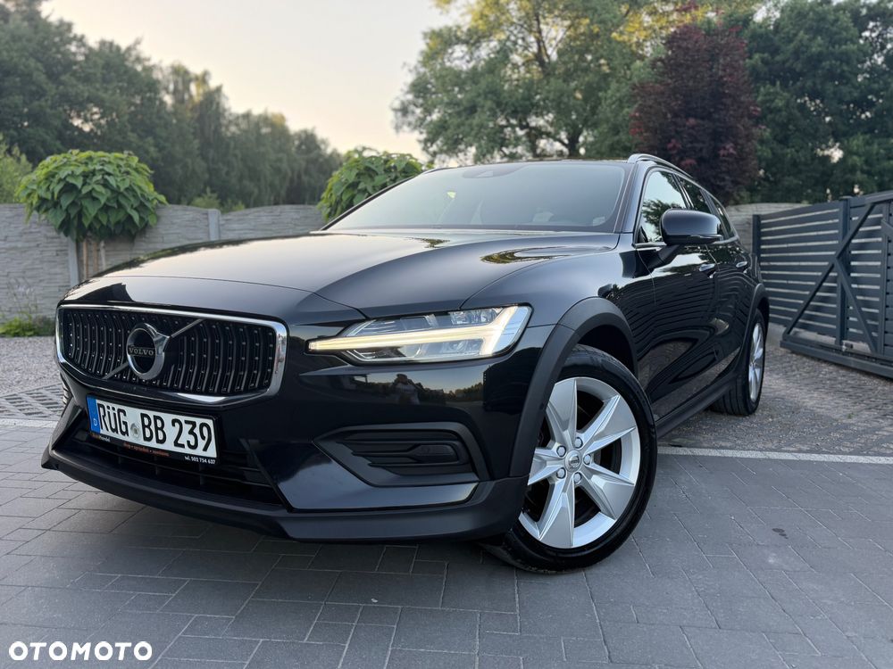 Volvo V60 Cross Country D3 Geartronic Momentum - 2
