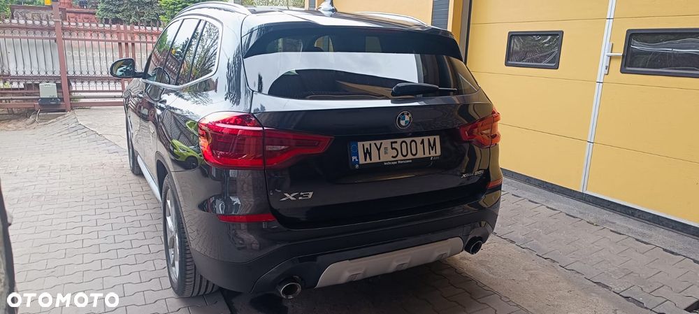 BMW X3 xDrive20i xLine - 4