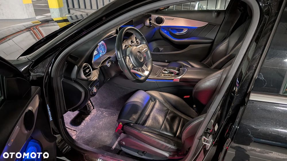 Mercedes-Benz Klasa C 200 4Matic 9G-TRONIC - 3