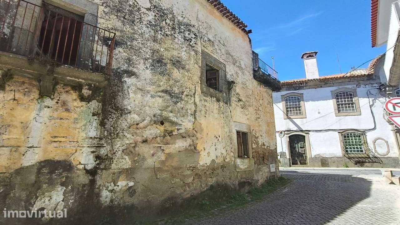Oportunidade de Investimento! Moradias para recuperar em Alcains - Grande imagem: 4/5