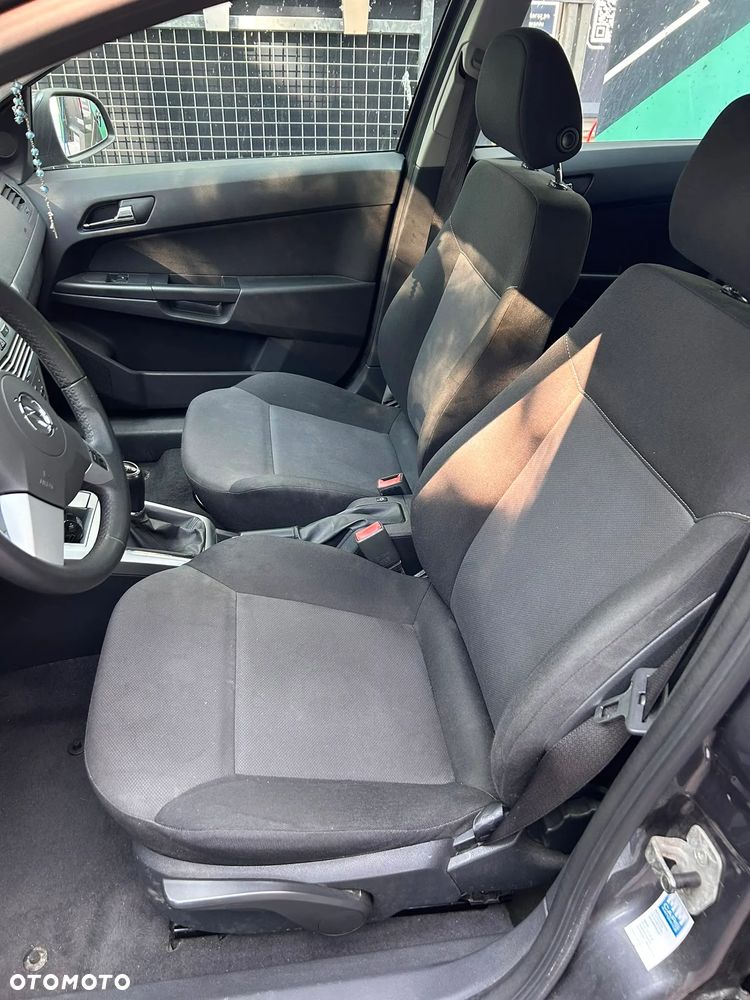 Opel Astra 1.4 - 12