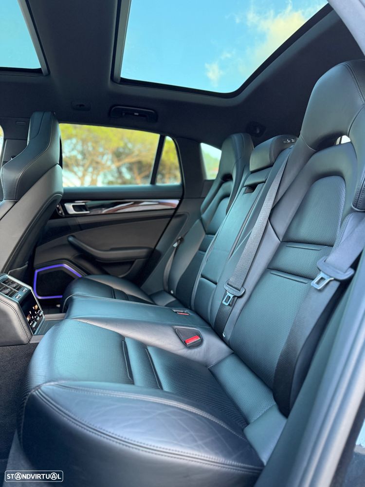 Porsche Panamera Sport Turismo 4 E-Hybrid - 7